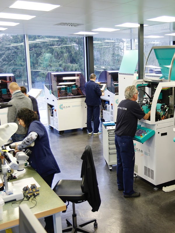 photo machine capacite production machine affolter pignons rouage taillage